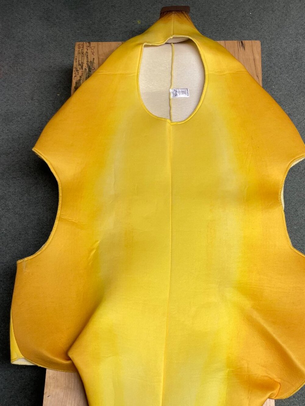 Adult Halloween Banana Costume - Picture 6 of 7